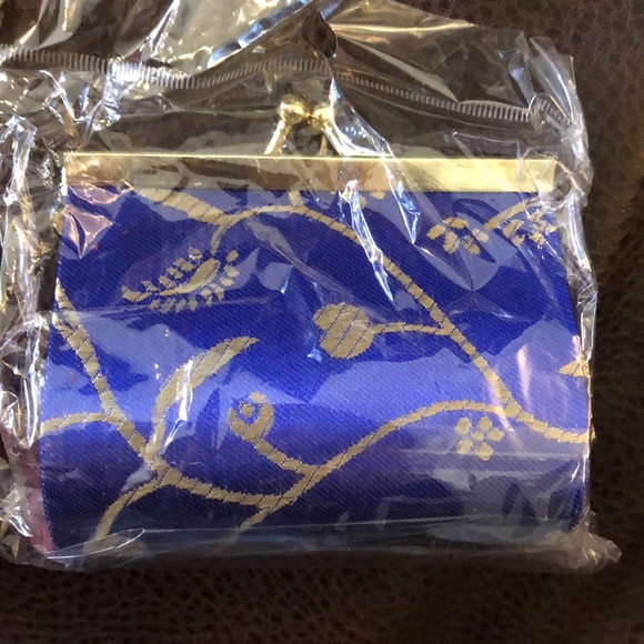 🛍 Choose your favourite! satin and sequin change purses - Picture 4 of 15